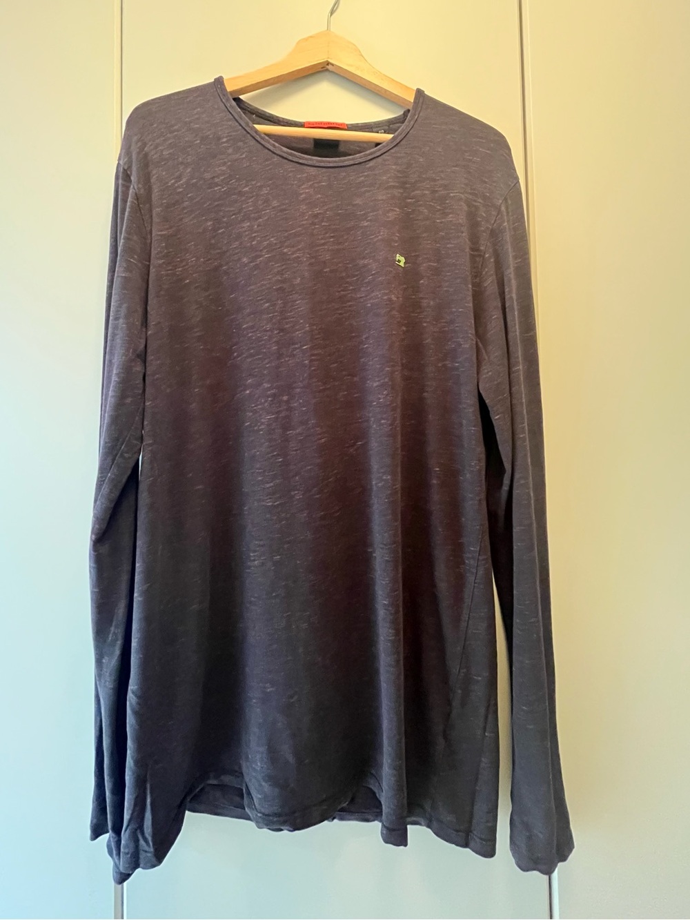 Scotch & Soda Men's Long Sleeve Crew in Charcoal Black (with red variations)